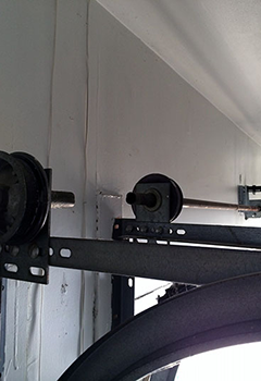 Garage Door Cables and Tracks Installation – Bellevue