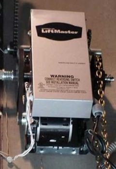 LiftMaster Garage Door Opener Troubleshooting, Milton